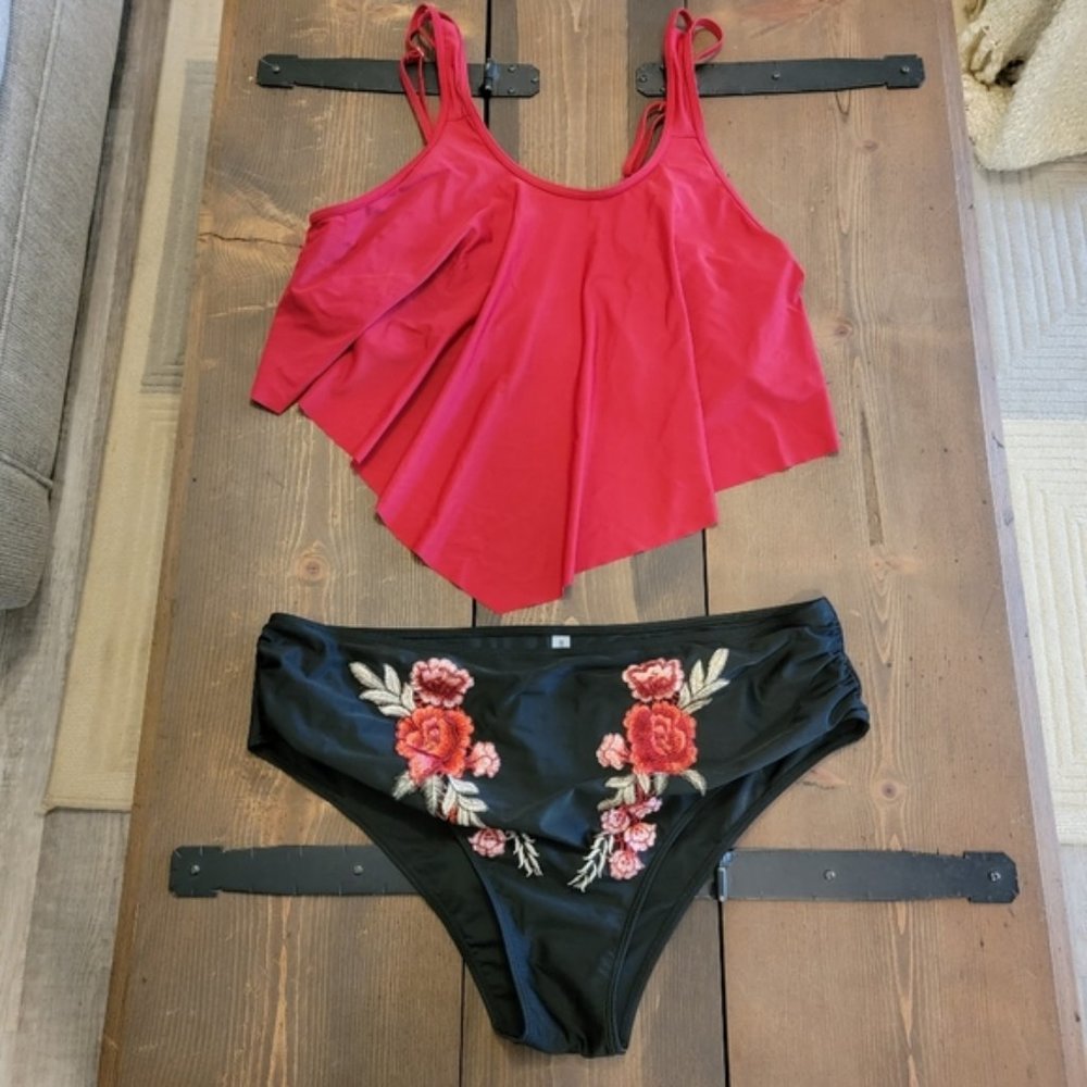 NWOT 3X SWIM SET - Picture 3 of 5